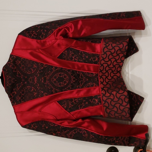 Bebe Tiana Red Black Lace Jacquard Satin Blazer STILL AVAILABLE - Picture 2 of 4